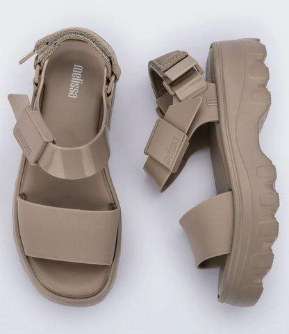 Off kick Sandal